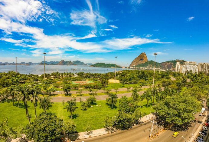 Entre Jardins e Palacetes: O Deslumbrante Parque Lage