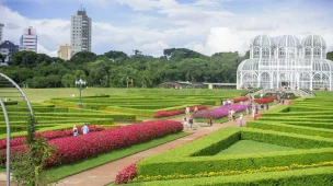 Da Neoclássica Sabedoria à Vanguarda Cultural: O Jardim do Conhecimento de Curitiba