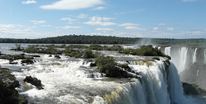 Foz do Iguaçu nas Férias de Julho: Aventuras Emocionantes sem Pesar no Bolso
