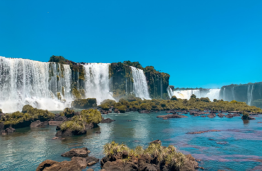 Foz do Iguaçu: Entre Cataratas e Compras, Uma Odisseia de Encanto!