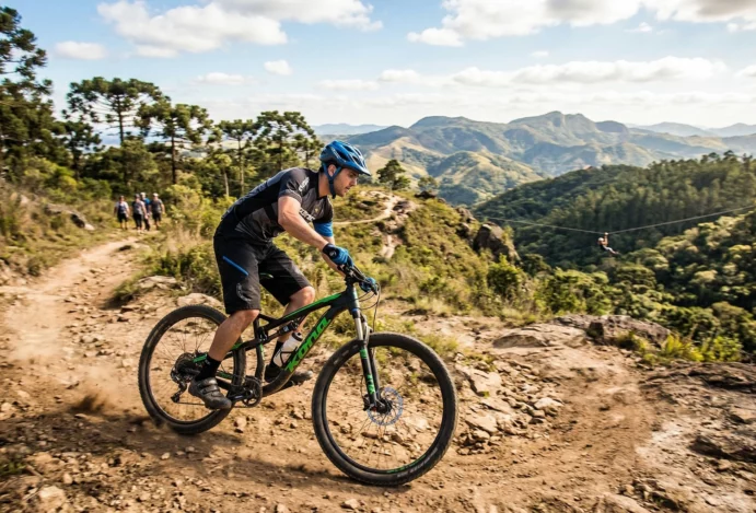 Campos do Jordão para Aventureiros: Atividades Radicais