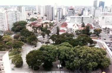 Dos Bosques de Gado às Flores da Comunidade: Praça Rui Barbosa