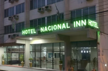 Entre Pétalas de Rosas: A Doçura do Amor no Nacional Inn Piracicaba