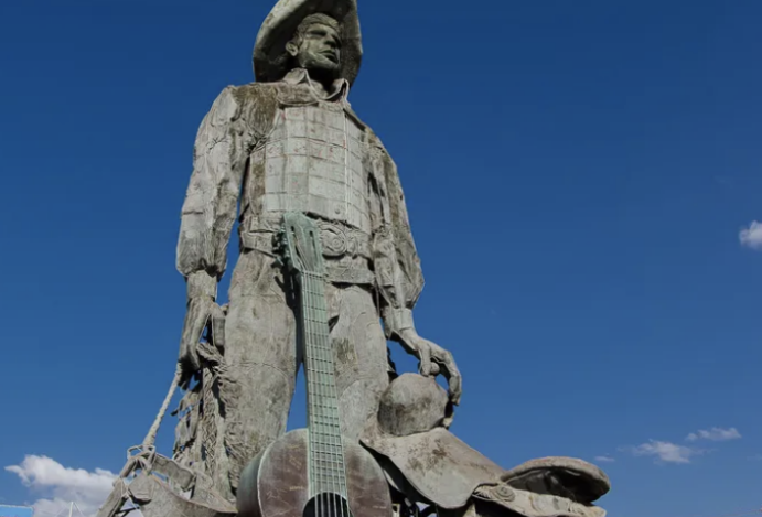 Parque Aquático Municipal: Diversão, Relaxamento e Aventura em Araçatuba