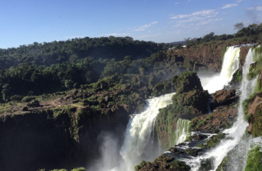 Saboreando Puerto Iguazú: Uma Viagem Gastronômica de Lamber os Beiços