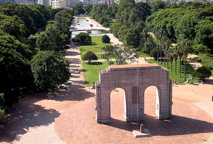 Parque Farroupilha: Um Passeio Entre Histórias e Belezas Naturais
