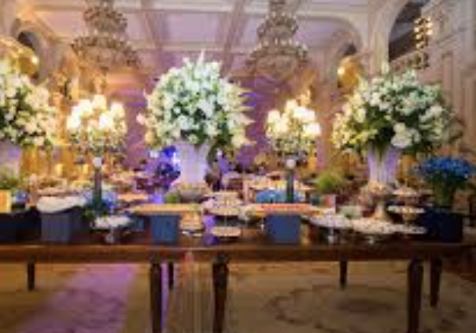 Das Festas Glamourosas ao Charme Cultural: A Transformação do Palace Casino