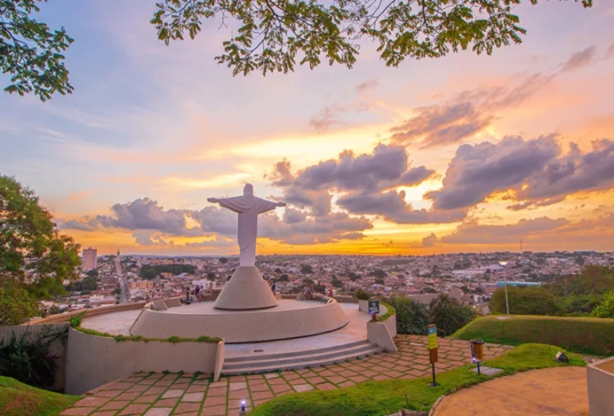 Araxá: O Palco Perfeito para um Feriado da Independência Inesquecível!