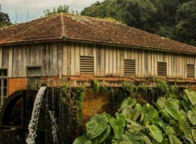 Pequenas Distâncias, Grandes Descobertas: Viagens Partindo de Porto Alegre