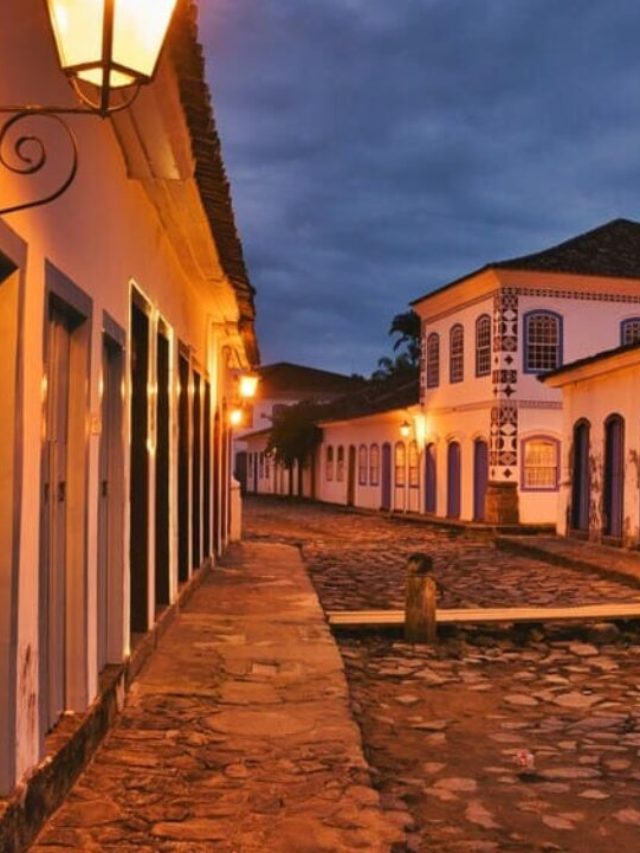 Cores do Passado: Uma Viagem no Tempo pelo Centro Histórico de Angra dos Reis