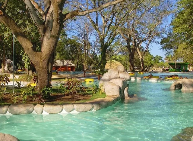 Banho de Estrelas: Dicas para Aproveitar ao Máximo as Águas Termais de Poços de Caldas