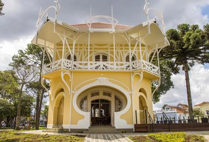 Entre Ruínas: A Transformação Espetacular do Palácio Belvedere