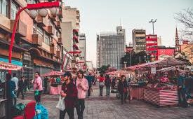 Feira da Liberdade: Gastronomia e Cultura no Coração de São Paulo