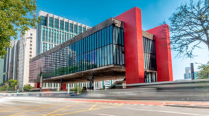 Museu de Arte de São Paulo (MASP) – Um ícone de arte e arquitetura no coração da Avenida Paulista