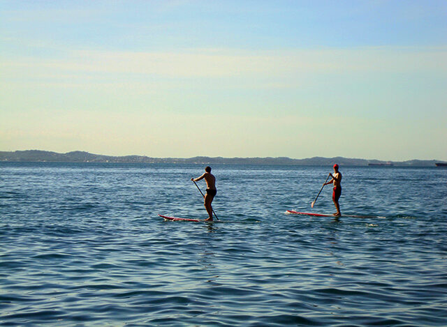 Stand Up Paddle na Praia do Porto: Uma Experiência Incrível nas Águas Tranquilas de Salvador