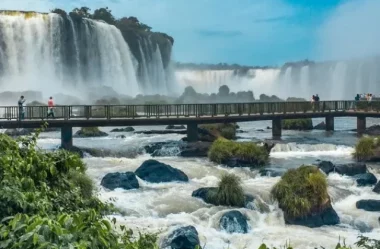 Foz do Iguaçu: O Playground Encantador para Famílias Aventureiras