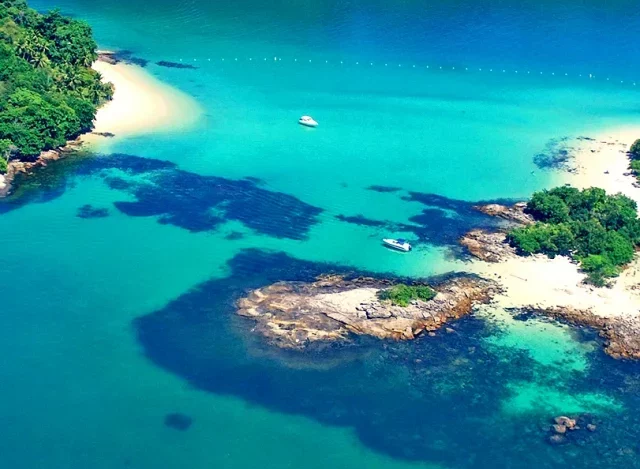 Angra dos Reis: Explore o Azul Turquesa de Lancha!