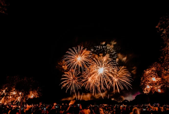 Pise Firme em 2025: Vem Celebrar o Réveillon em Franca!