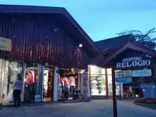 Shopping Relógio em Campos do Jordão: Um Charme no Coração de Capivari
