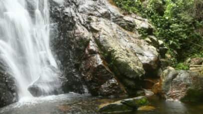 Um Paraíso Natural em Angra dos Reis: Cachoeira da Feiticeira…