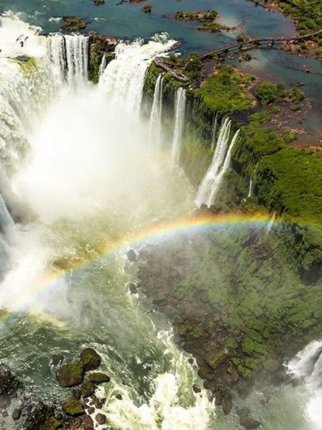 A Dança das Culturas: Foz do Iguaçu e o Mosaico da Imigração