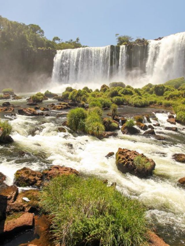 Paisagens Magníficas, Desafios Sustentáveis: Gerenciamento de Resíduos em Foz do Iguaçu