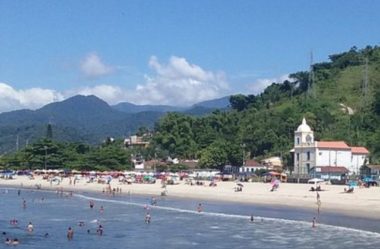 Descubra a Praia de Mambucaba em Angra dos Reis!