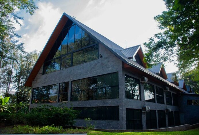 Shopping Relógio em Campos do Jordão: Um Charme no Coração de Capivari