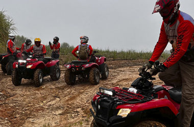 Passeio de Quadriciclo em Piracicaba: Aventura sobre rodas com hospedagem no Cassino Tower