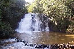 Refresca a mente e a alma: rolê pela Cachoeira do Piramba e Lagoa dos Patos em Araçatuba