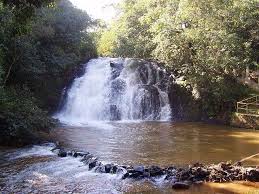 Refresca a mente e a alma: rolê pela Cachoeira do Piramba e Lagoa dos Patos em Araçatuba