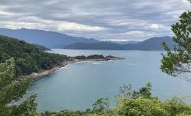 Trilhas e mirantes com vista para o mar: explore o lado mais selvagem de Ubatuba