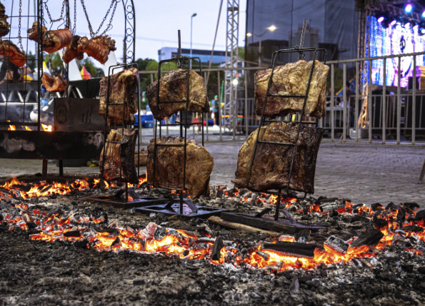 CHURRASCO ON FIRE 2024: Festival Gastronômico em Piracicaba com Hospedagem no Cassino Tower