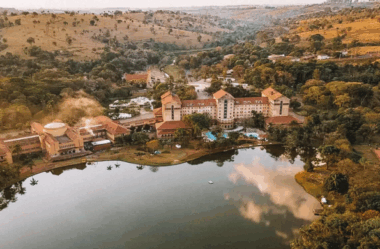 Ruínas do Hotel Rádio em Araxá: História, Mistério e Charme no Coração de Minas Gerais