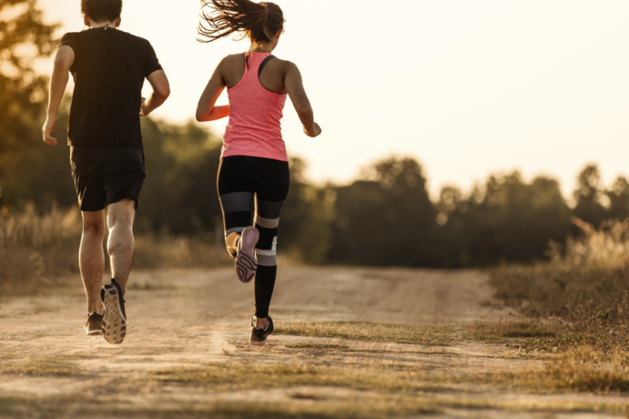 Quando o giz encontra o riso: Diogo Almeida chega a Poços de Caldas com "Professores no Limite"!