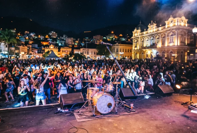 Poços é Jazz Festival: Onde a Música Encontra a Literatura em Poços de Caldas
