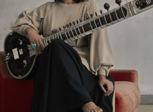 Anoushka Shankar em Curitiba: Sitar, Jazz e Experiência Única