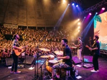 Ver mais: Gilsons Tour 2026 no Auditório Araújo Vianna: a mistura que não cabe no fone