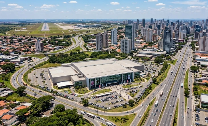 vista urbana de Campinas com acesso a centro de eventos e aeroporto