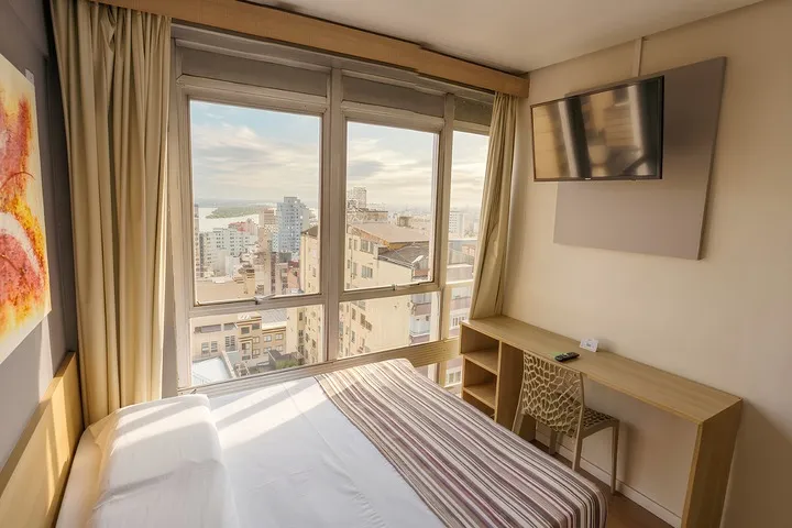 Hotéis em Porto Alegre para o Animextreme