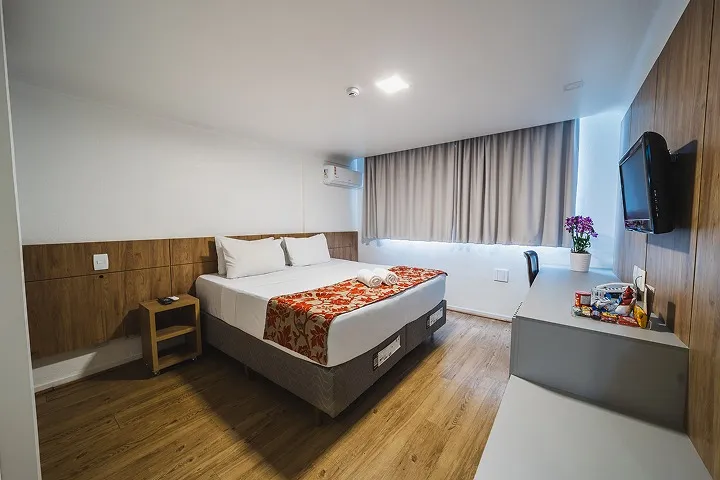 Onde se hospedar para assistir a Tarsila em Curitiba